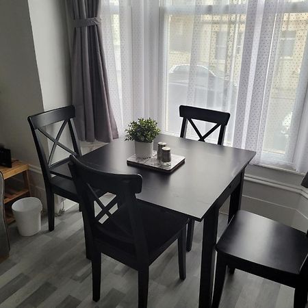 2 Bed Flat In Lambeth Apartman London Kültér fotó